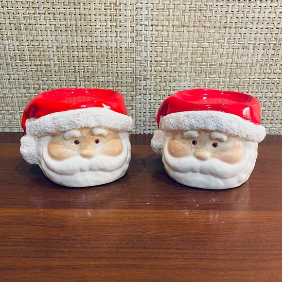 🎄🌟2xHP🌟VTG Set of 2 Ceramic Glazed & Glittered Santa Claus Pillar Holders - Picture 1 of 9